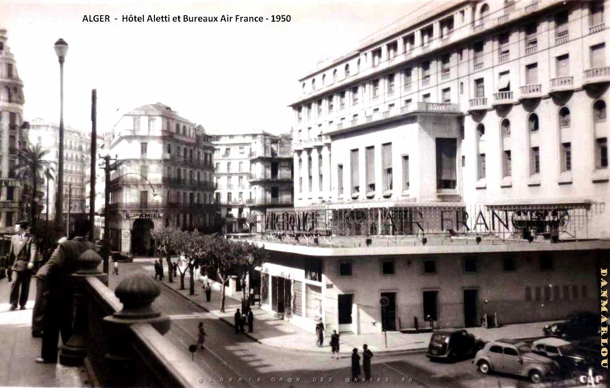 Alger - Hotel Aletti et Bureaux Air France - 1950.jpg